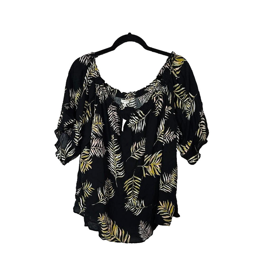 NWT Maurices Black Tropical Print Off The Shoulder Short Sleeve Top Womans SZ 3x